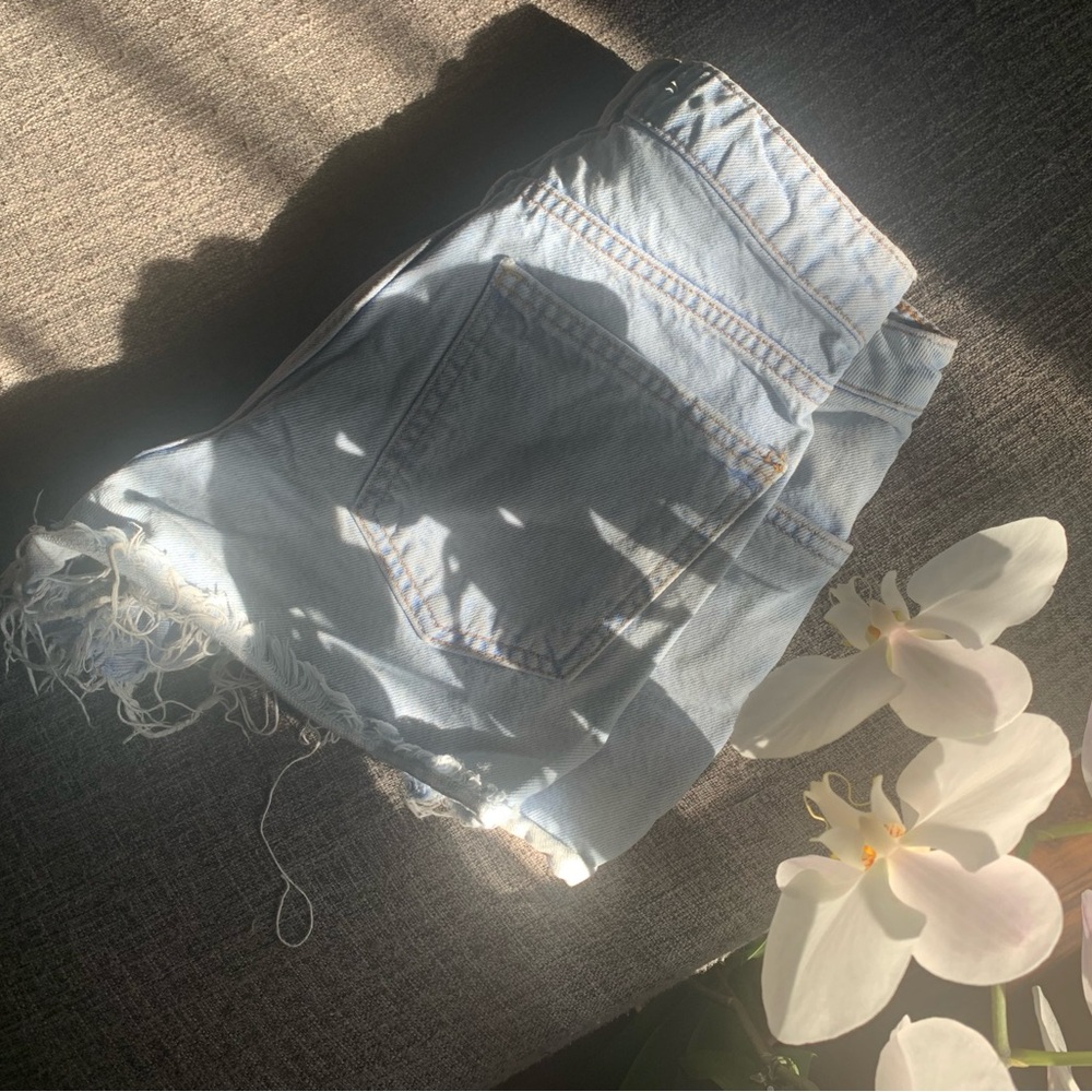 Forever 21 Highwaist denim shorts